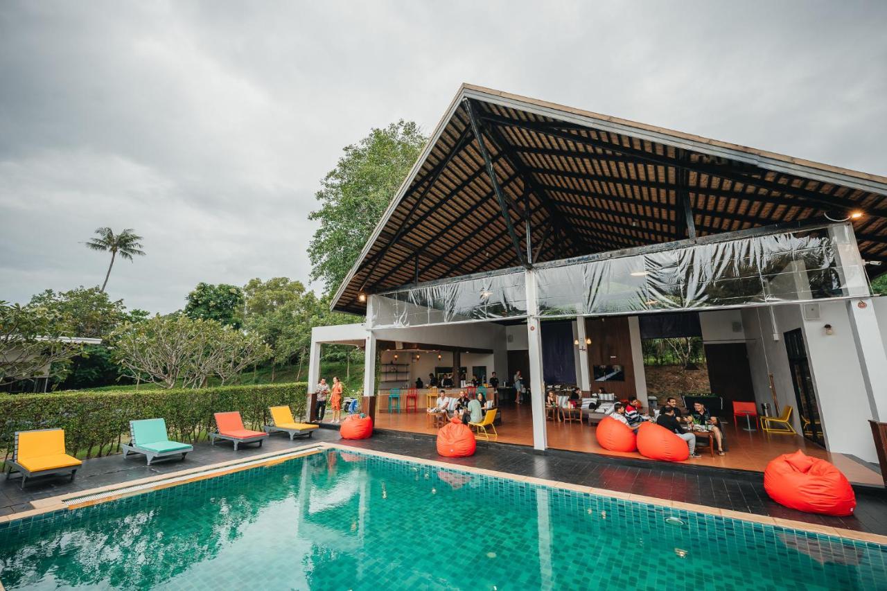 Chill Inn Samui Hostel And Restaurant Ko Samui Exterior foto
